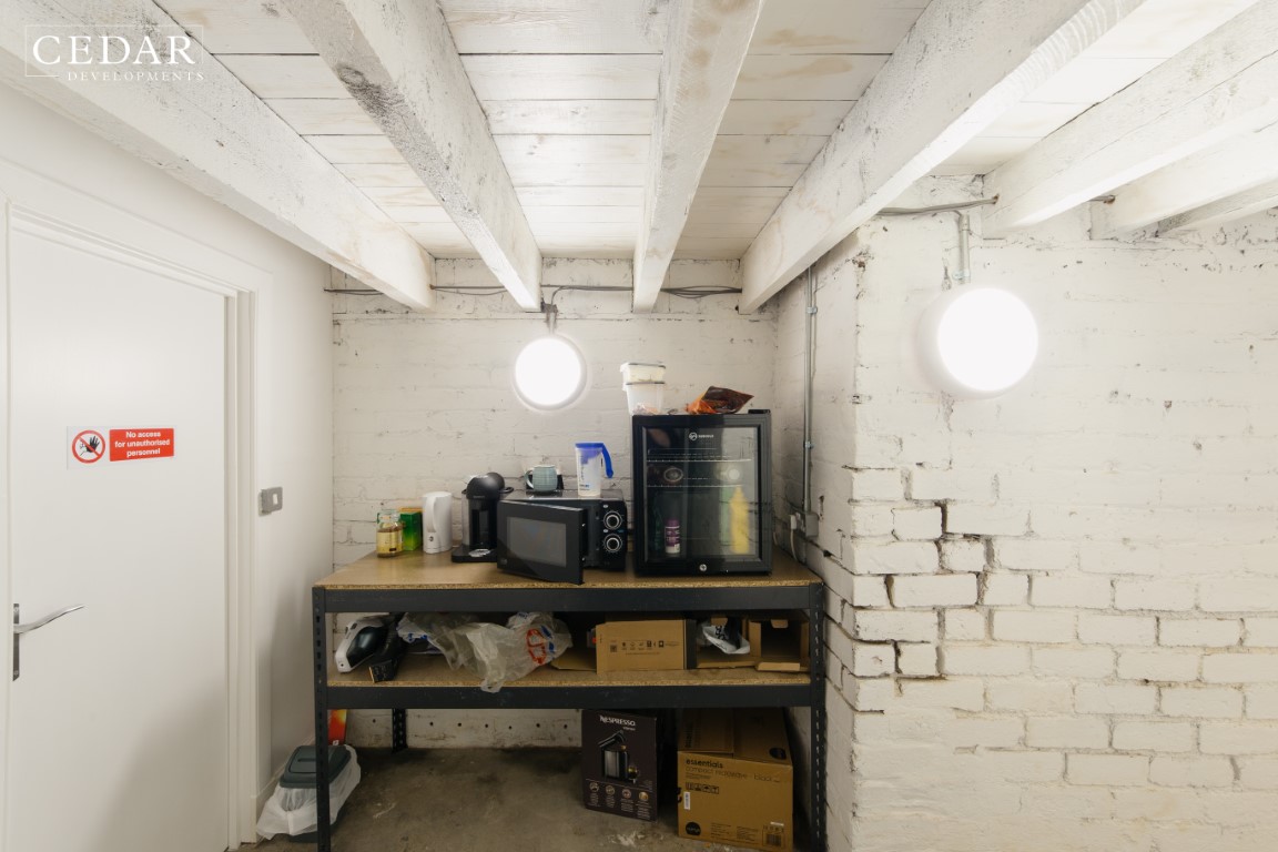 edinburgh-pottery-shop-fitout-kitchen-in-basement-bright-lights