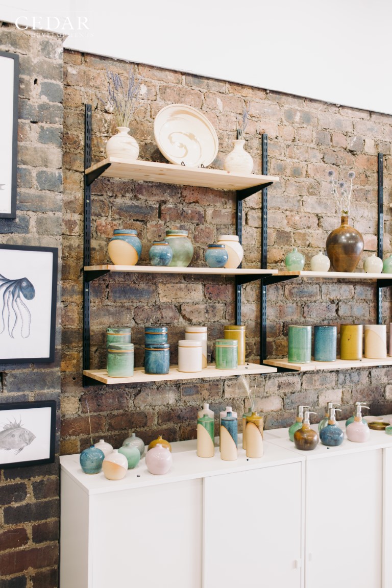 edinburgh-renovation-pottery-shop-display-shelves-and-cabinets