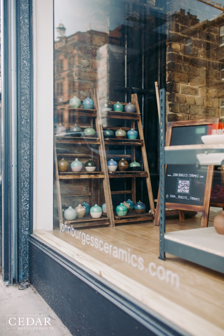 edinburgh-shop-commercial-fitout-pottery-display-in-front-window